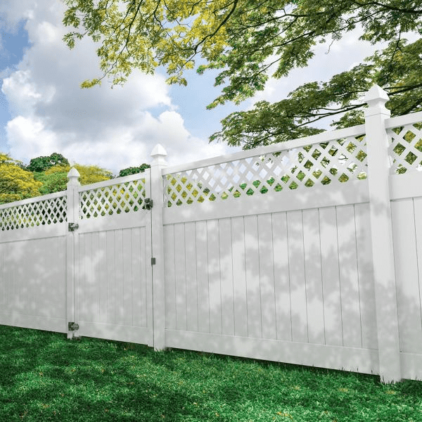 Privacy Fence with Lattice